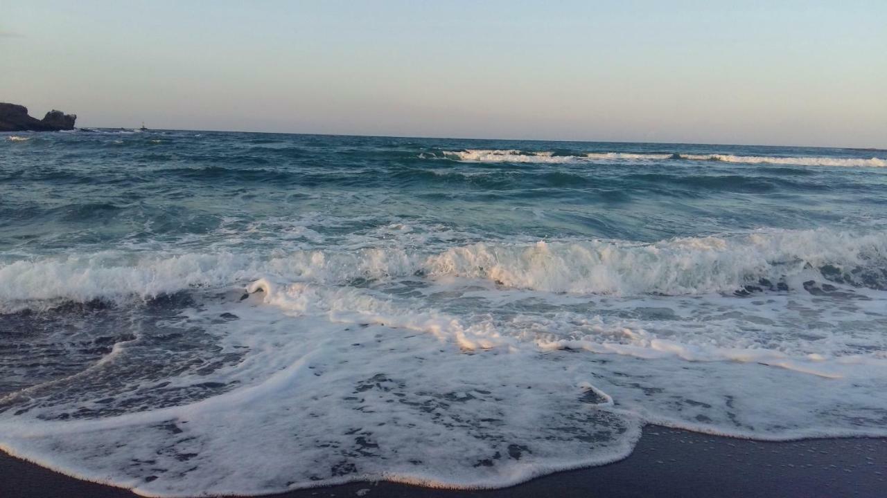 海滨公寓式酒店 茨雷沃 外观 照片